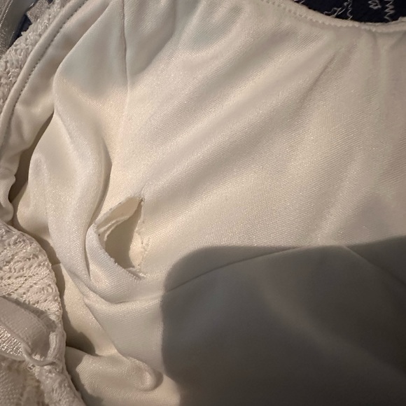 Lily rose maxi dress. Has slit in the back - Picture 5 of 6